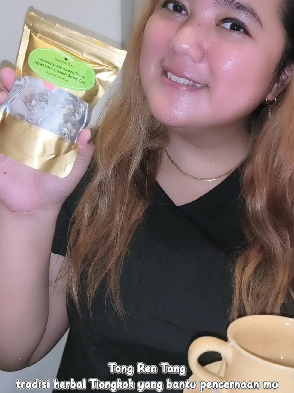 Teh herbal klasik dari Tiongkok, kini hadir lebih modern 🌸 Temukan banyak manfaat dari Teh Tong Ren Tang. ☘️🍀☕ langsung cekout sekarang!!!  #TehTongRenTang #HerbalTea #HealthyDrink #SeimbangDenganTongRenTang