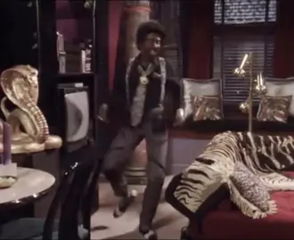 Martin Lawrence used to kill with some dance moves 🤣🤣🤣