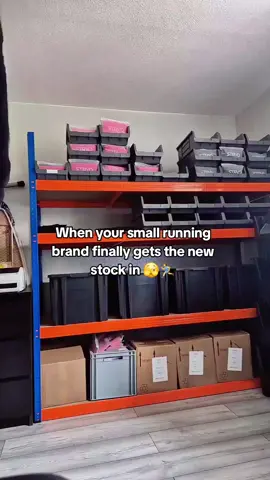 Running a small brand is honestly harder than the running itself 😂   New STRYQ belts just landed — fresh colours, same zero-bounce fit.   Check them out 👇 #Running #RunTok #RunningGear #Runner #runningbelt 