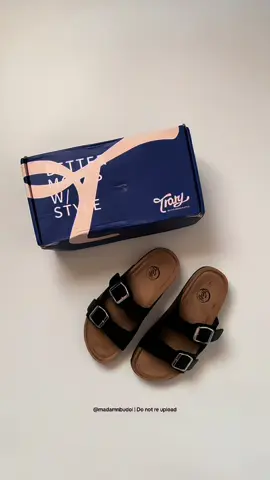 #trary #traryclogs #clogs #clogsslippers #slippers 