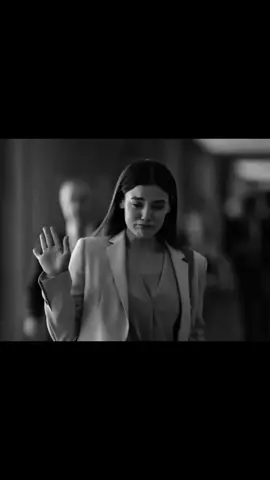 ‏بعض الأحيان نفس الشخص اللي جمّعك يشتّتك .