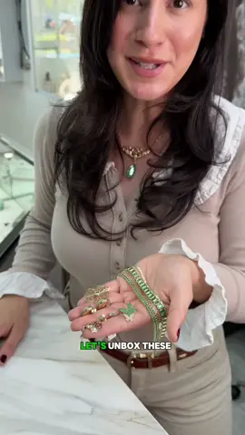 How is it November 4th already!? Kicking it off very strong with this large unboxing. Just a sneak peak of what is to come! As always, love a piece DM or email us #emeraldring #emerald #emeralds #emeraldcut #fyp