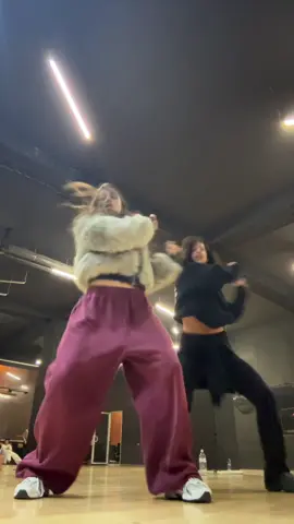 W/@Nino Tskvitaia #fyp #trending #dance 