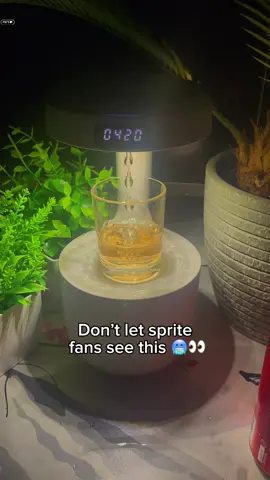 Don’t let them see this #tiktokmademebuyit #viral #humidifier #fyp #lifehacks 