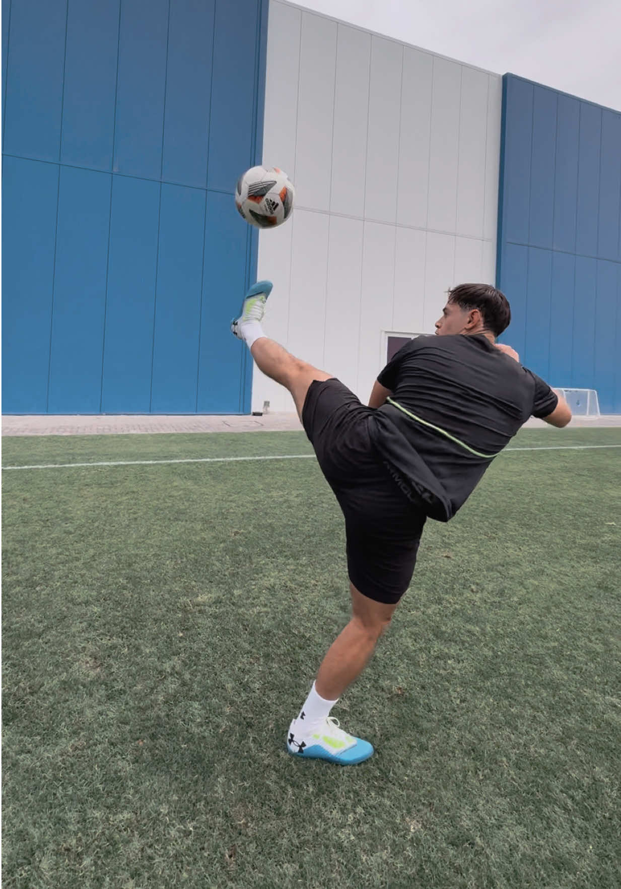 Wait for it… 😳 #football 