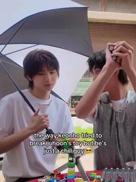 homeboy doesn’t even care 😭 he’s just chill like that #cortis #kpop #cortisclips #juhoon #keonho 