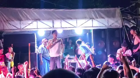 ဂိတ်အနောက်မိသားစုရဲ့ လပြည့်နောက်ဆုံးည #ဒါးပိန်မြို့ ဘယ်သူလေးလဲတော့မသိဘူး#fppppppppppppppppppp 