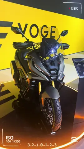 NUOVO VOGE SR450 bicilindrico 🔝 #voge #costagliolamoto 