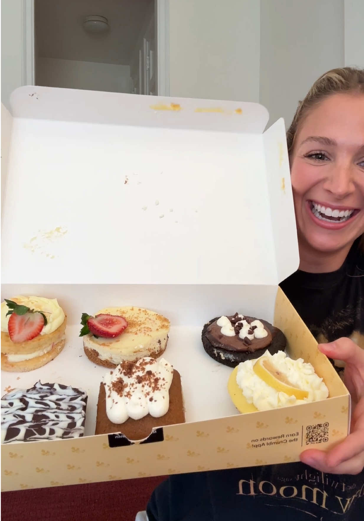 best day ever @Crumbl x @Martha Stewart with @nika 