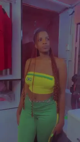 look 😜😜😜@Finest👅👅H👅 @Baby💦mama 💕 ❤ @BELLA UG💍🦋 @Tasha Mellonz Shinna ug 