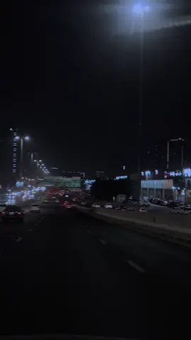 ليت الغياب يحن وأشوفك هناك#بسمة_عذاب #مجرد_ذووقツ🖤🎼 #الشارقة #عجمان #