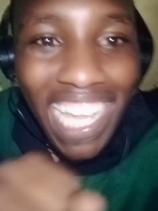 Roho achela kiluhya #tiktoklive #funn #attitude 