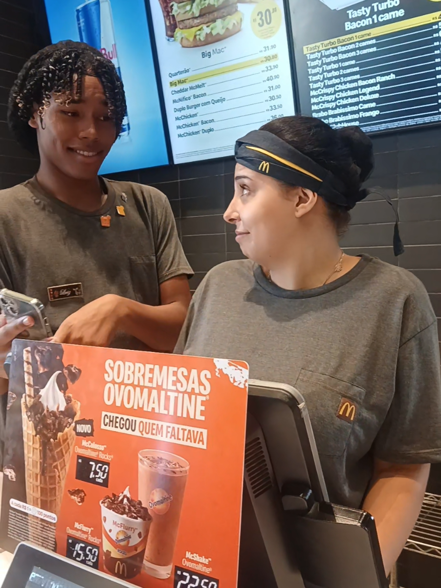 E ela tem que me aturar sim 💁‍♀️🫦❤️〽️ #mcdonald #mcdonaldshacks #embaixadormcdonalds #fyppppppppppppppppppppppp #meme 