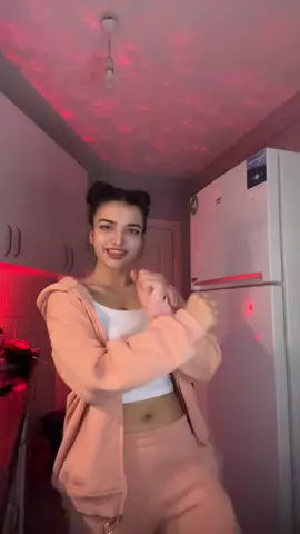 ☺️☺️☺️☺️#foryou #fyp #trending #dans @Xibi Brothers 