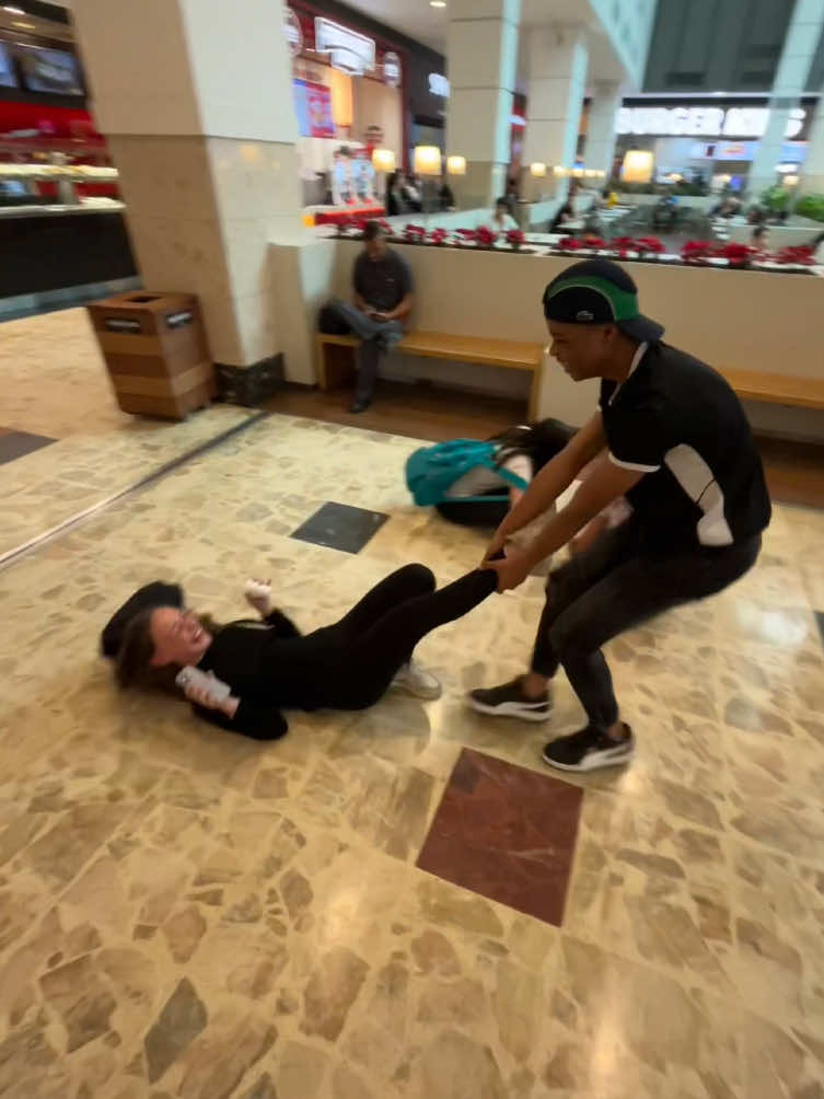 Vk chegou e elas deitou!!😂