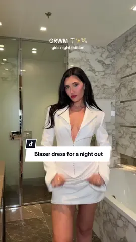 Putting on my special @GLAMIRA jewelry for my girls tonight  #outfitofthenight #getreadywithme #outfitinspo 