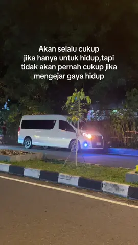 Sewa Mobil Jogja Terpecaya Dengan Kualitas Mobil Yang Sudah Terjamin ,Menerima Acara Keluarga Kantor Dan Pemerintahan. ✅Mobil Lepas Kunci  ✅Mobil+Driver ✅Weading ✅Dinas VVIP ✅Segala Event -Dapatkan Sensasi Berkendara yang Berbeda dengan Rental Mobil Kelas Premium. -Jelajahi Destinasi Favoritmu Bersama Keluarga dengan Layanan Rental Mobil Keluarga. -Nikmati Kemudahan dan Kepuasan Maksimal dengan Rental Mobil 24 Jam -Buktikan Sendiri Kualitas Layanan Kami @agrental_tourtravel Admin 085702008951 #rentalmobiljogja #traveljogja #travel #sewamobiljogja #tourjogjamurah             