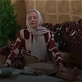 نظرات ناره😭😂😂😂😂#explor #المدينة_البعيدة #uzaksehir 