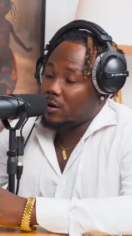 Vous aussi, vous avez peur d'aller au village ? Toute la vidéo disponible sur notre chaîne YouTube avec le lien dans la bio 🔥  Hôte : @Laté Mawutowou LAWSON 🇹🇬  Invité : @MR  AJOS  N'hésitez pas à vous abonner à notre chaîne YouTube  #lanuit #lanuitlepodcast #mawutowoulawson #togolais228🇹🇬 #pourtoi 