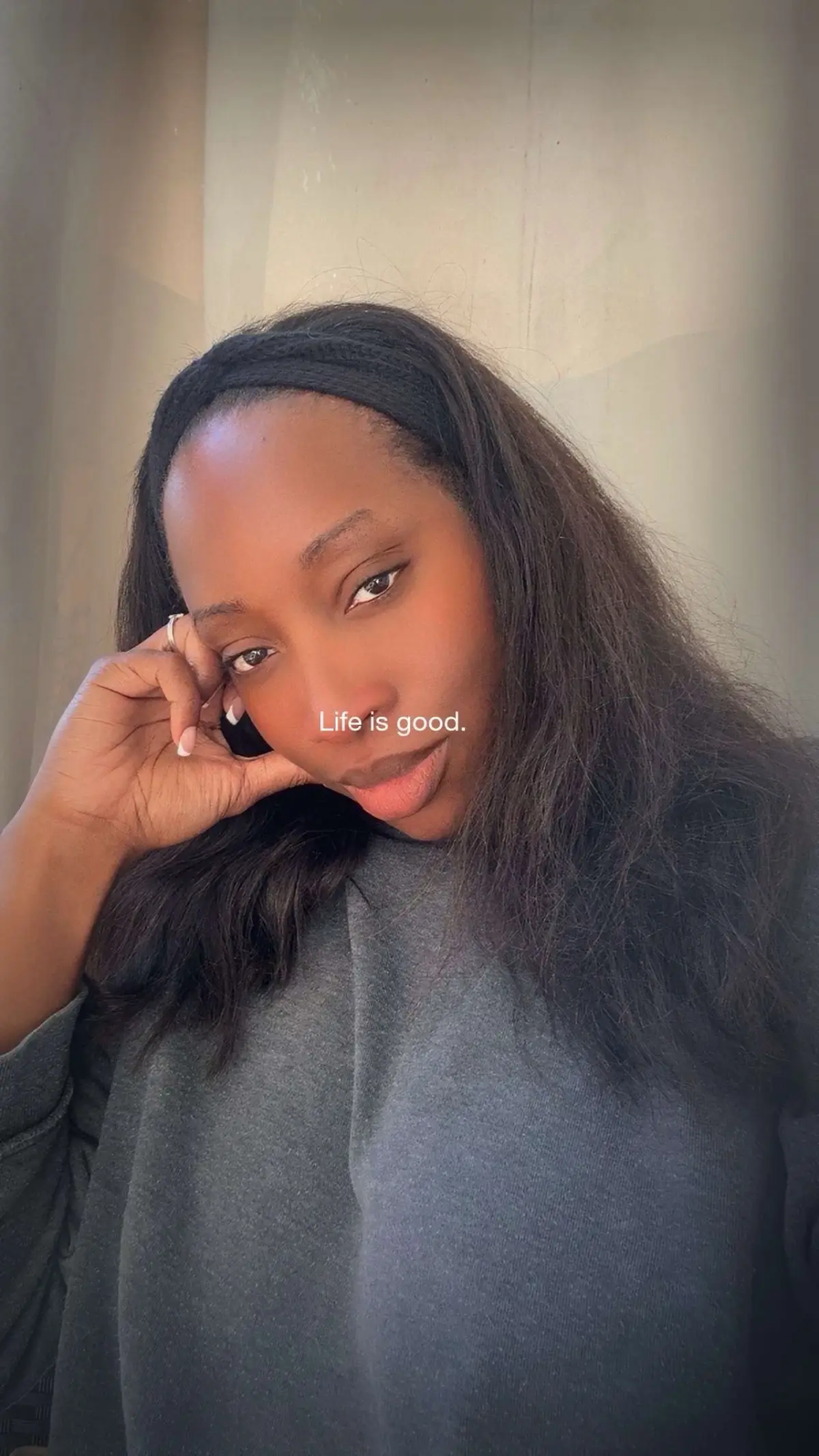 🧠✨ The same energy we use to overthink, stress, and replay worst-case scenarios… is the same energy we could use to believe in ourselves, create something new, trust the process, grow through what we go through, glow from within, manifest what we desire, and allow ourselves to heal. Every time your mind starts drifting toward fear or doubt, pause and redirect it. Because worry doesn’t change the outcome— but your mindset does. Choose to pour your energy into what feeds your soul, not what drains it. You deserve to flourish, not just survive. 🌱💫 #F#FYPF#ForYouV#ViralQuotesT#TikTokMotivationD#DailyReminder   