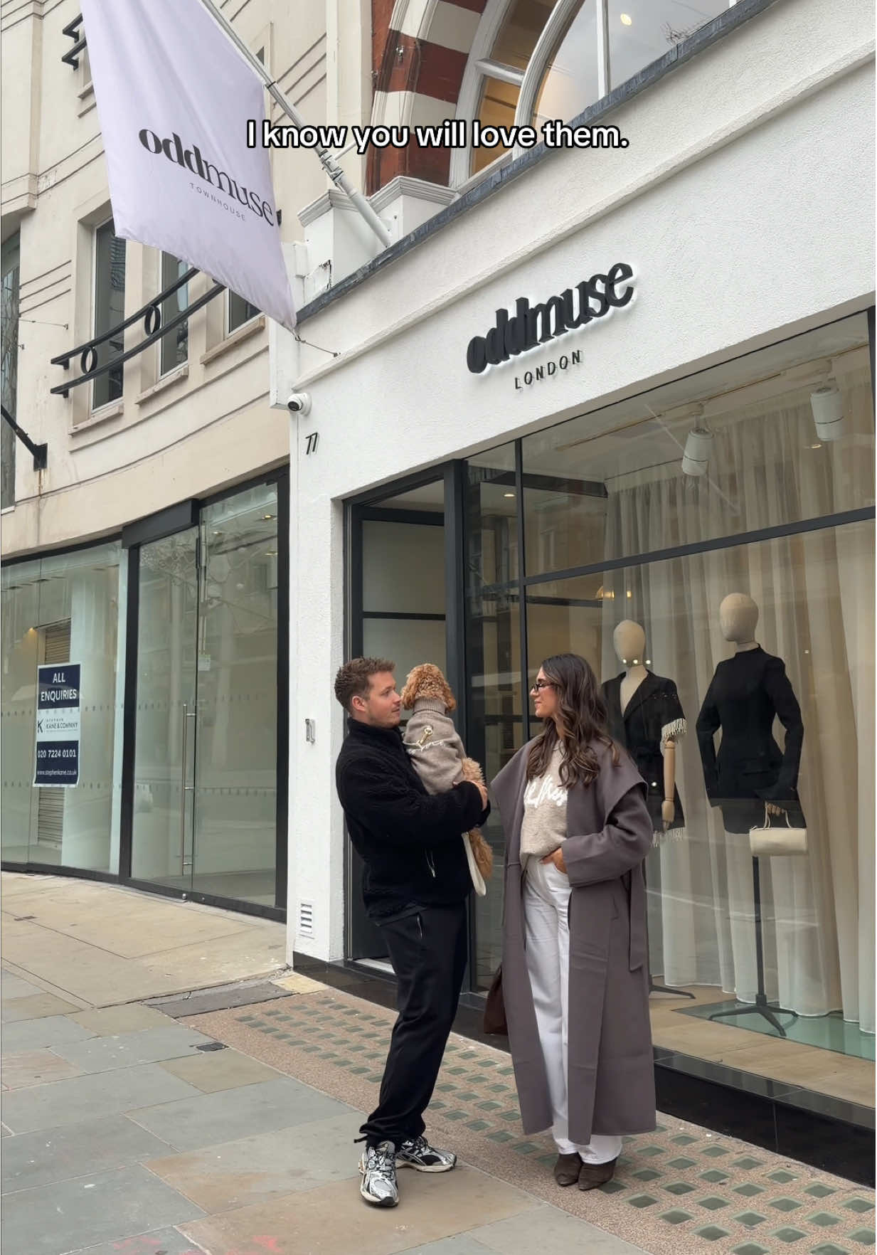 most iconic and cute collab ever? #oddmuse #dog #dogjumper #founder @Aimee Smale @Odd Muse London 