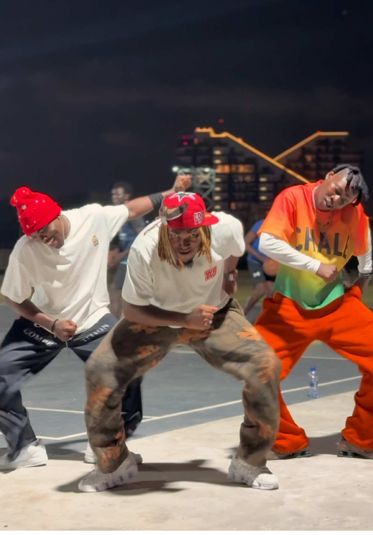 Show me you are Ghanaian without telling me you are Ghanaian 🇬🇭. W/: @ChampionRolie @INTERNATIONAL KUMZ🇬🇭🌍  Dc: @EnergeticTymlez2.0  #demzybaye #lidellemovement 