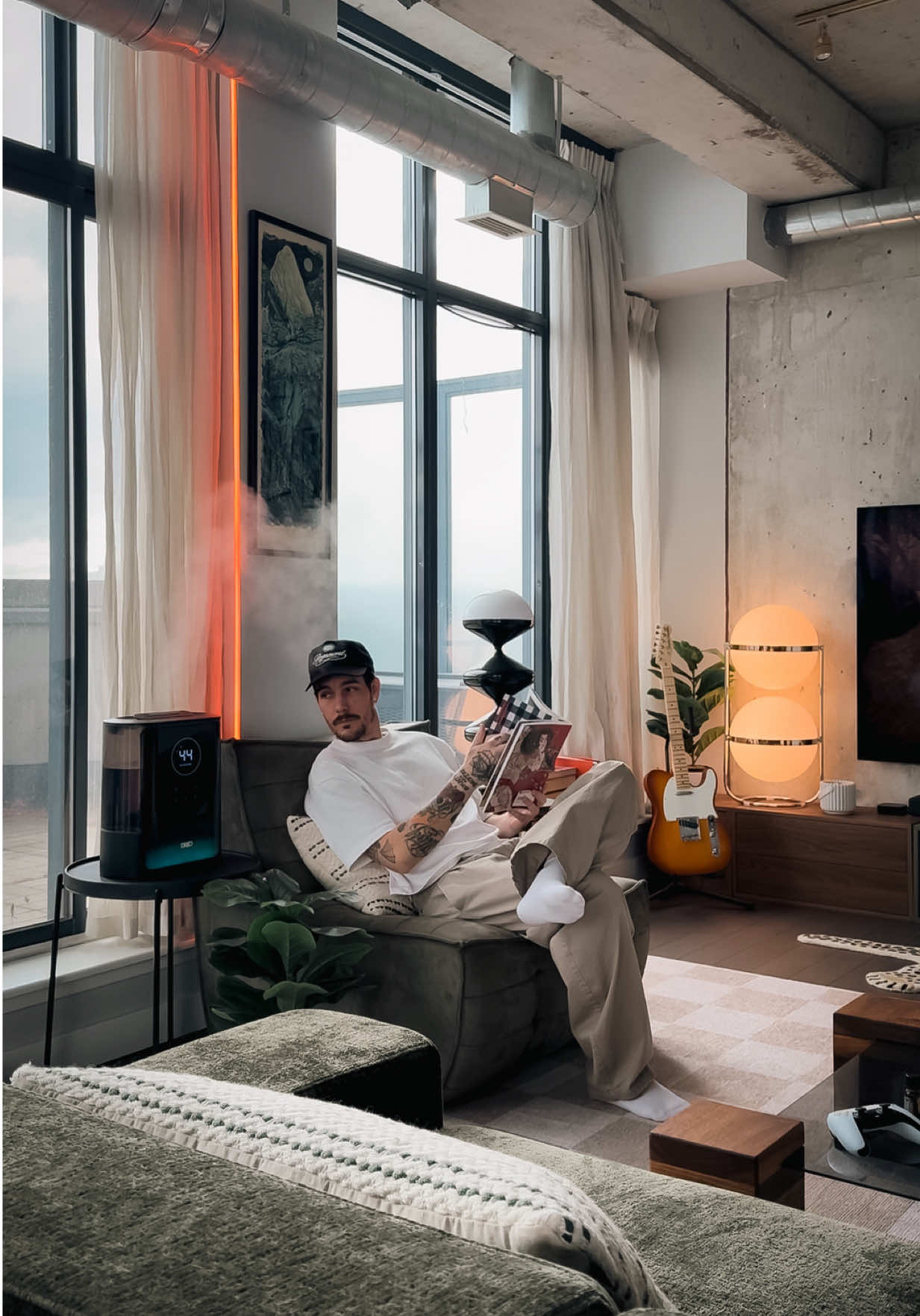 [Ad] I LOVE THIS THING! 👏🏼👏🏼 My friends at @Dreo US sent me over their Smart Humidifier JUST in time for those dry, cold months waiting around the corner 💨 Key features : - Warm & Cool Mist ✅ - 80H Runtime on a full tank ✅ - Whole-room mist humidification ✅ - App Smart Control ✅ 🔗 in b!o for more! #DREO #DREOHumidifier #humidifier #humidifierforbedroom #besthumidifier 