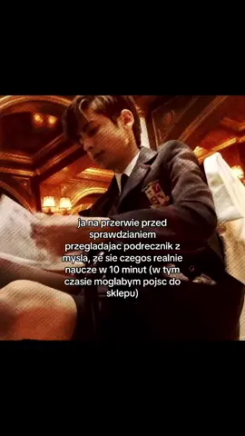 albo gdzies indziej heh #aidangallagher #theumbrellaacademy #mem #szkola 