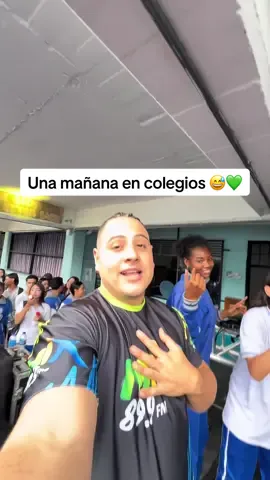 Los colegios siempre la dan toda #danizuletadj #eldjdetiktok 