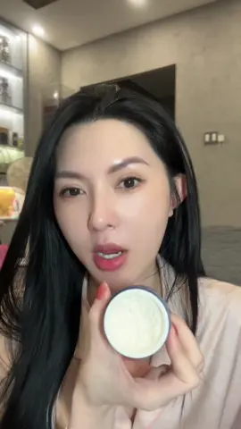 Kem dưỡng sáng da cải thiện nếp nhăn và giúp trẻ hoá da #kemdachucnangbeskin #beskin #beskinvietnam #totuyettram #totuyettrambeskin 