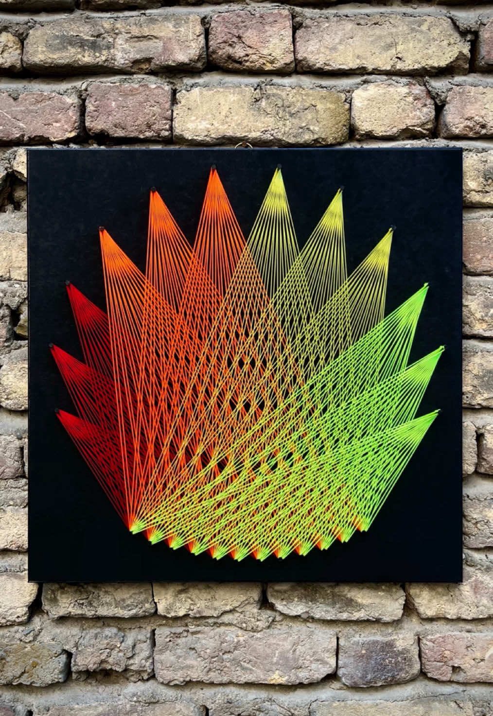 String Art🧵 . Visit my YouTube channel to learn how to make string art Link in bio . #stringart #handmade #mandala #DIY #artwork 