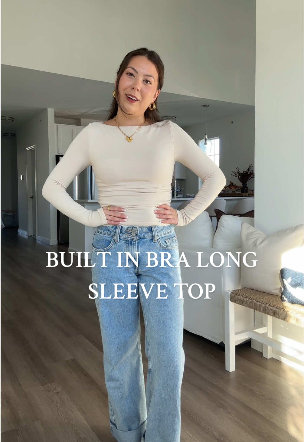 best invention ever 😌 and the SOFTEST material I’m always reaching for this top 🤍 5’2 wearing a small! #builtinbra #builtinbratop #bramitop #tiktokshopcreatorpicks #tiktokshopblackfriday @OGLmove_official 