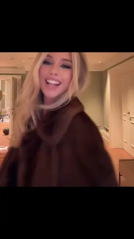 Blondes have more fun ✨ 