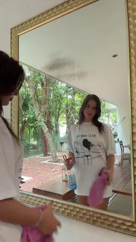 Tried my best 🙈 #fyp #bodypositivity #wipe #cleaning 