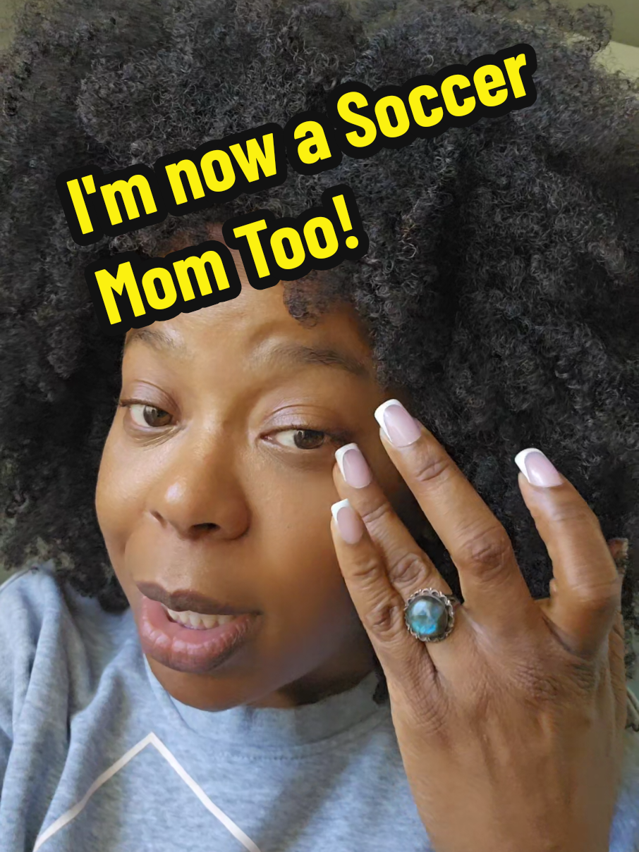 My list of daily activities keeps getting longer. But still staying on top of my fitness and nutrition. #soccermom #Lifestyle #over40fitness #busymom #habits #glowwithcoachtanya 