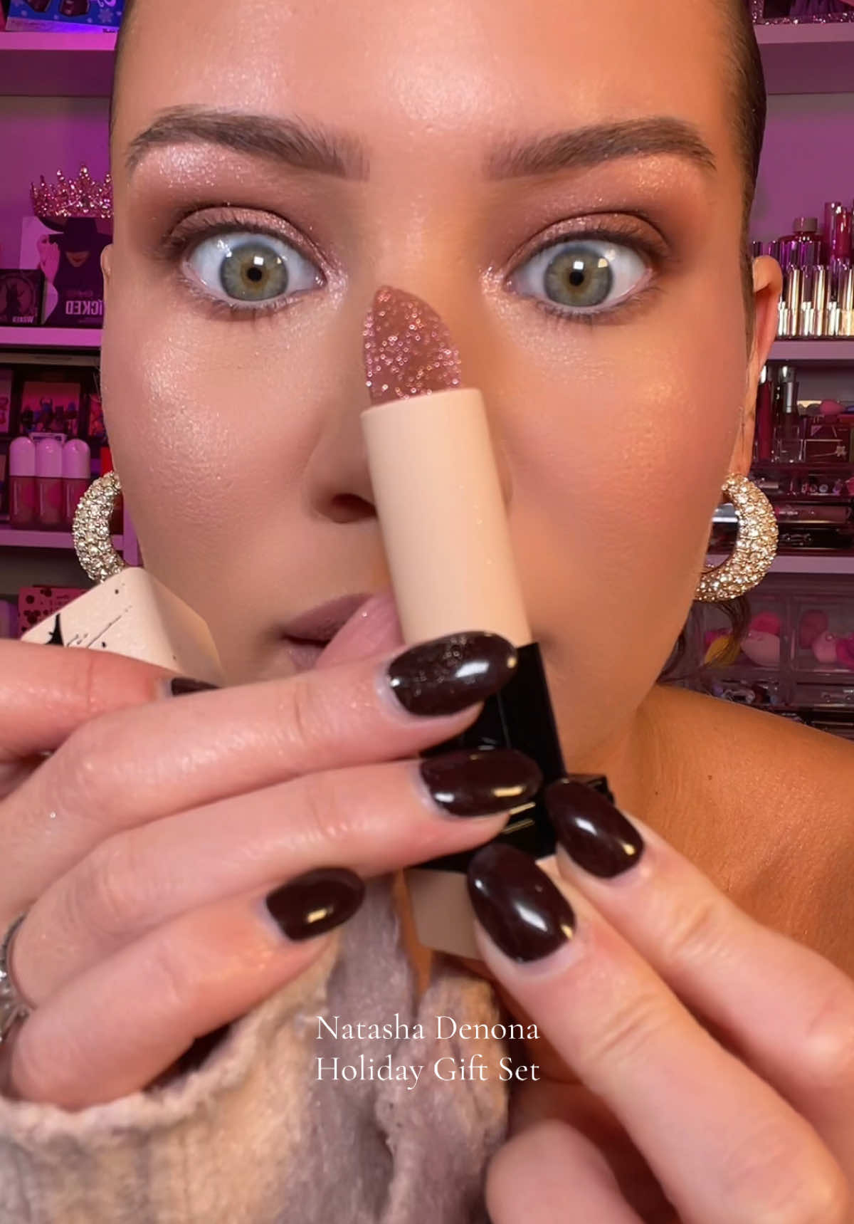 Why isn’t anyone talking about this gift set 😳🔥 @Natasha Denona #holidaygiftset #holidaytiktok #holidaygiftideas #holidaygifts #tiktokshopcreatorpicks 