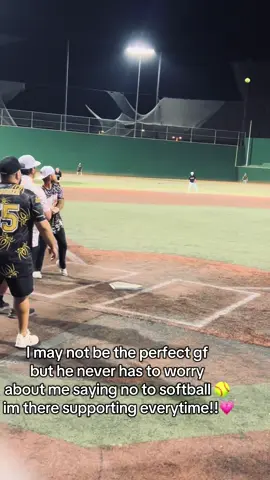 I love watching you play something you love💕 @yungdaggerdix3  #spiderssoftball #menssoftball #softball #