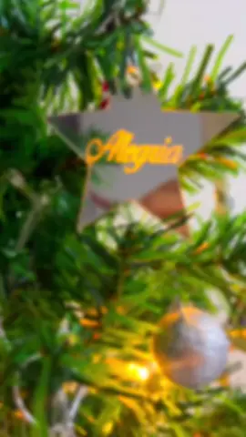 ESTRELAS LINDAS! Link nos comentários Dê uma olhada em Kit Enfeites de 8 uni Árvore Natal Acrílico Estrelas com cordão Palavras Gravadas Decoração Natalina por R$24,56. Compre na Shopee agora! https://s.shopee.com.br/VyZsqj9LR