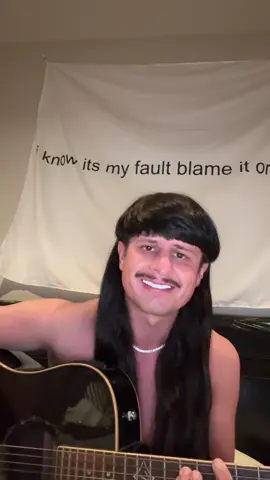 For all the haters saying I can’t sing without auto tune 