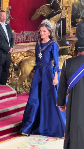 #royals #queenletizia #kingfelipevi #oman 