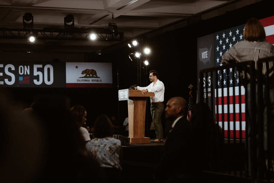 Esto fue por ustedes mi pueblo.. Por todo lo que han sacrificado!  Es un orgullo ser Mexicano!  Es un orgullo ser Latino!  De ahora en adelante! Vamos con todo! Salgan a votar! Si en la propuesta 50!