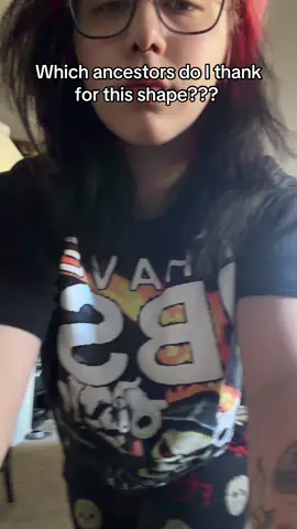 For clarification, I’m very multi-ethnic and don’t know what features are from which heritage of mine 😭 I’m a pretty large portion Norwegian tho!!! #bodypositivity #ancestors #hourglass #fypシ #trending 