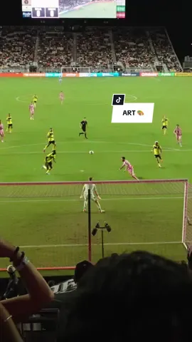 Lucho 🤝 Leo 🎨 #InterMiamiCF #Sportstok #Messi 