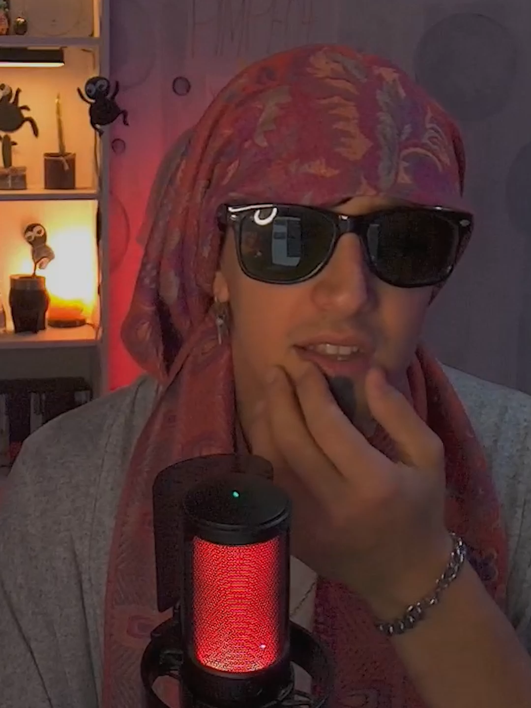 ASÍ TE LEVANTAS UNA ÁRABE