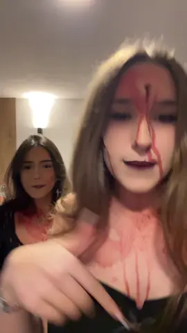 @Lanaaaaaa🧛🏼‍♀️ 