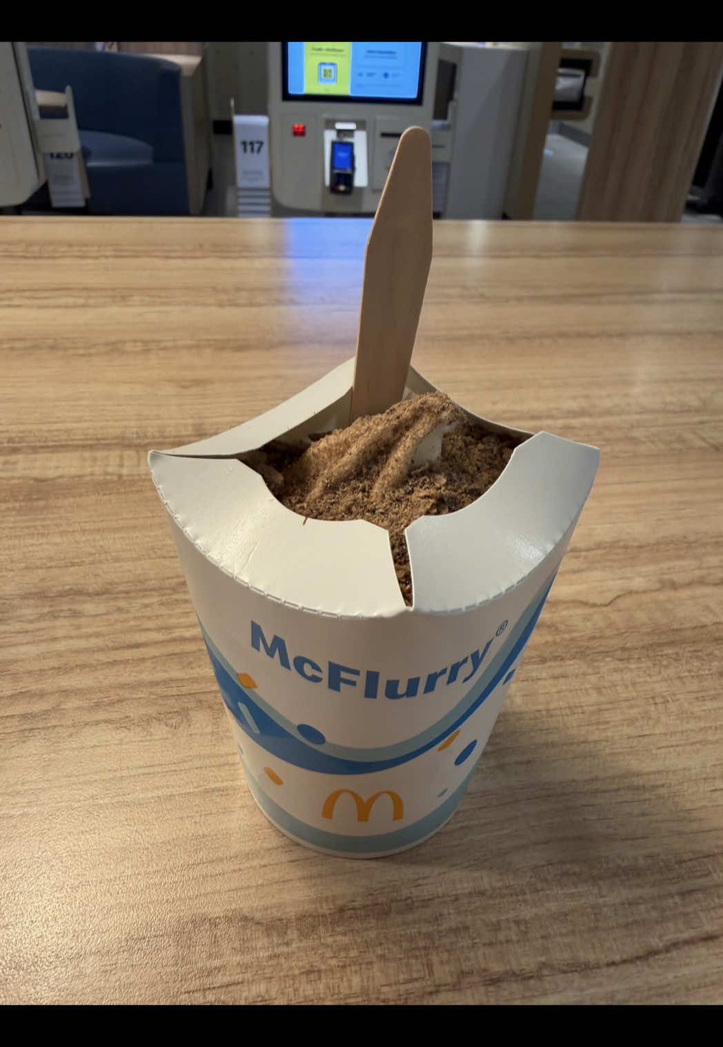 Ab Donnerstag den 6.11 gibt’s bei McDonald’s das neue McFlurry Hanuta! *In teilnehmenden Restaurants  *Nur solange der Vorrat reicht! #meccesbram #mcdonalds #neu #bigrösti #hinterdenkulissen 