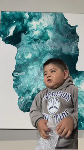 Me trying to promote my art business but I’m shy  #CapCut #artistsoftiktok #artbusiness #SmallBusiness #strugglingartist 