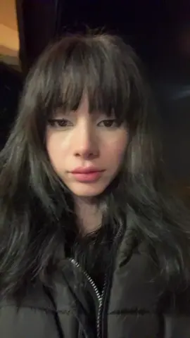 i want yr lips on mine while u hold my waist with nothing but love