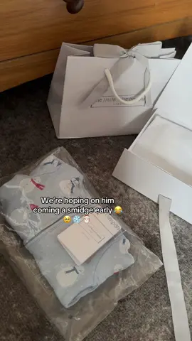 On a serious note when is everyone planning on putting their trees up?! 🎄 ❄️ #fyp #christmas #presents #mykids #family 