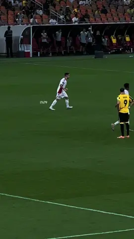 انساك ده كلام): #مالي_خلق_احط_هاشتاقات 